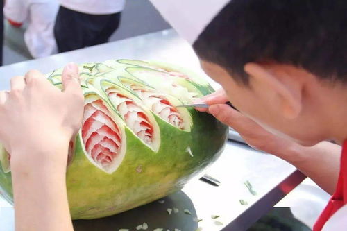 八 寶 西 瓜 節(jié) 6月26日,瓜鄉(xiāng)盛邀